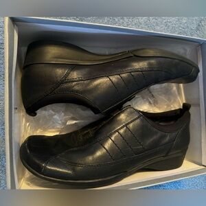 ❤️ Nine West Vintage Casual/Sneakers EUC